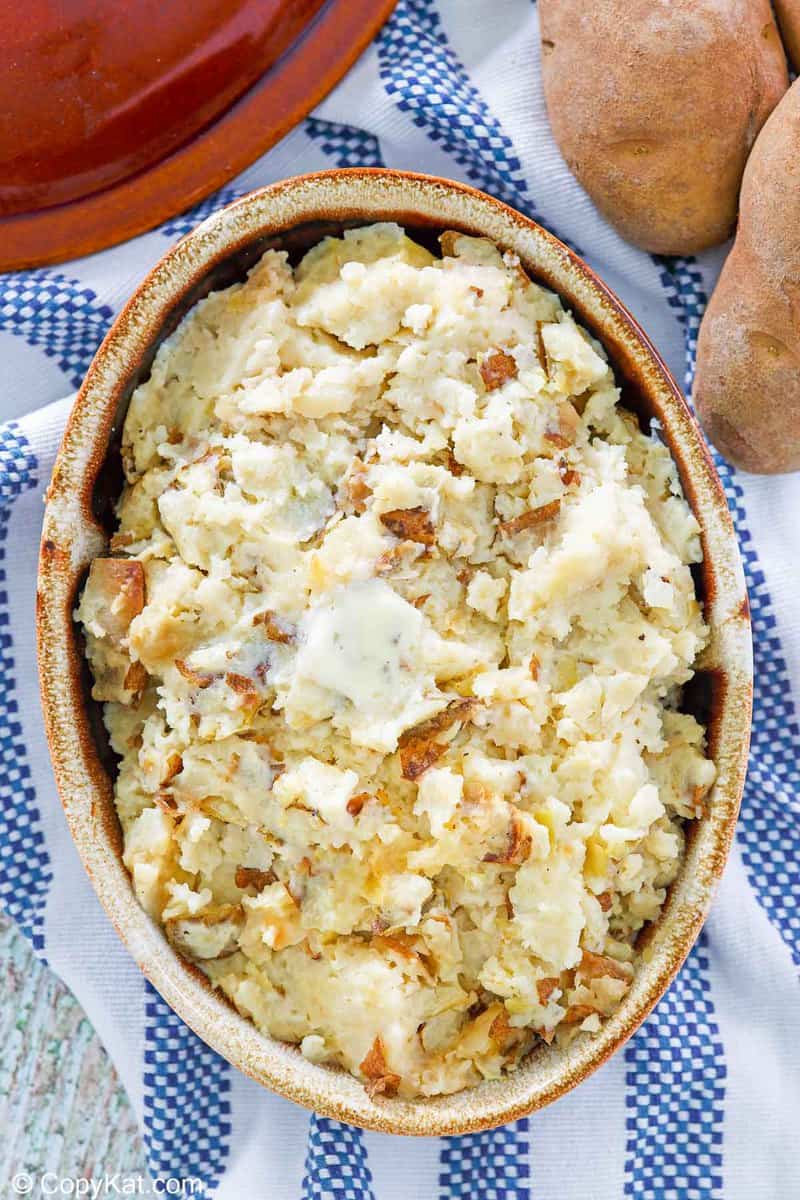 Saltgrass Steakhouse Roasted Garlic Mashed Potatoes