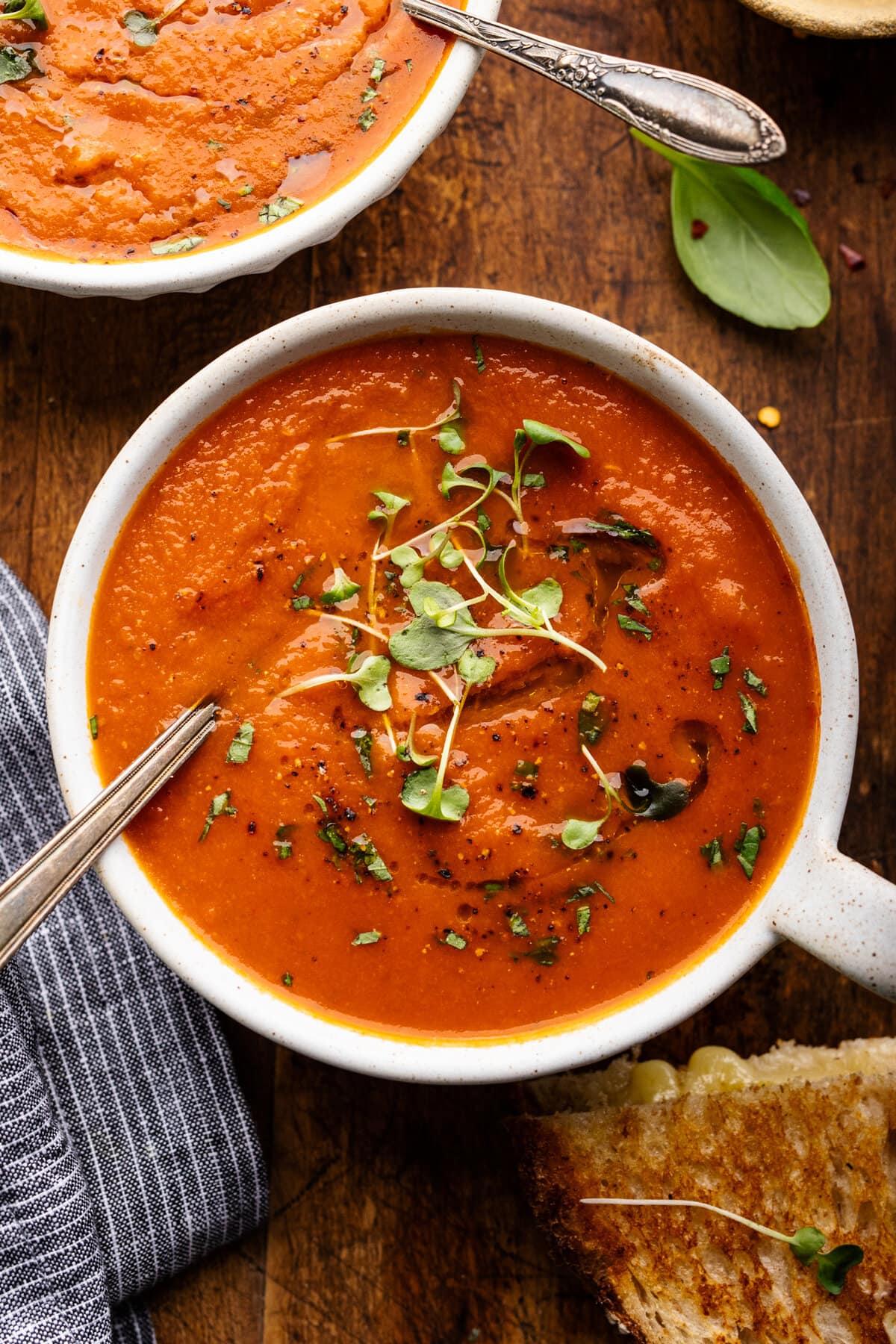 Healthy Tomato Basil Soup