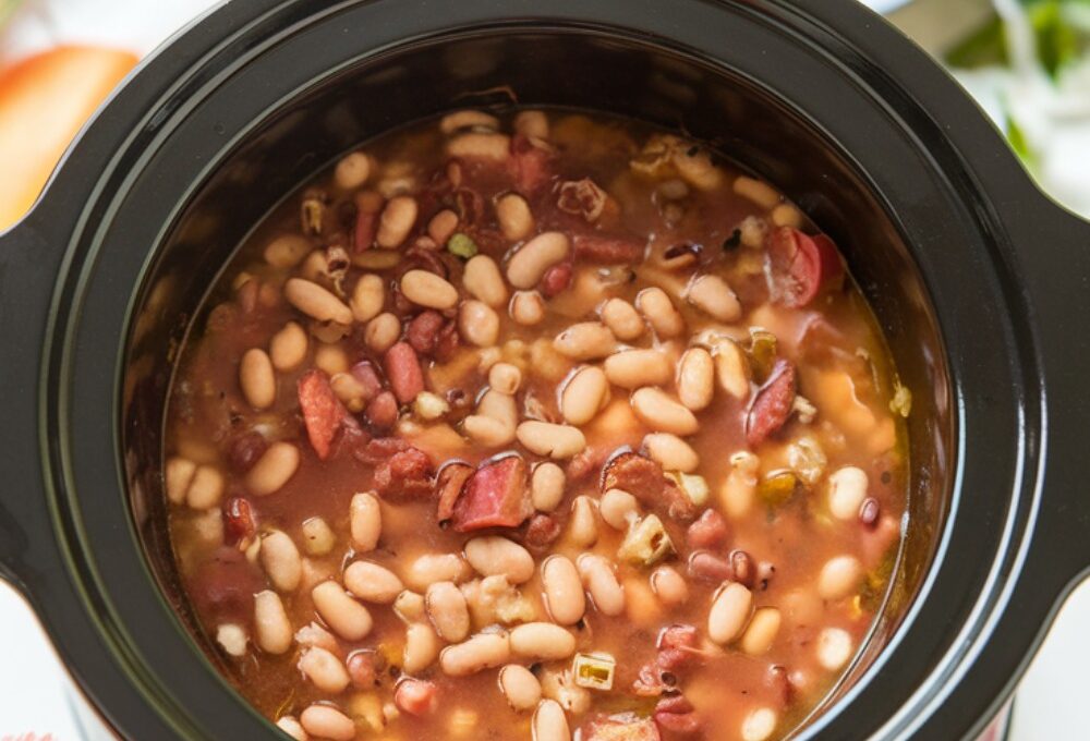 Crockpot Navy Bean and Ham Soup