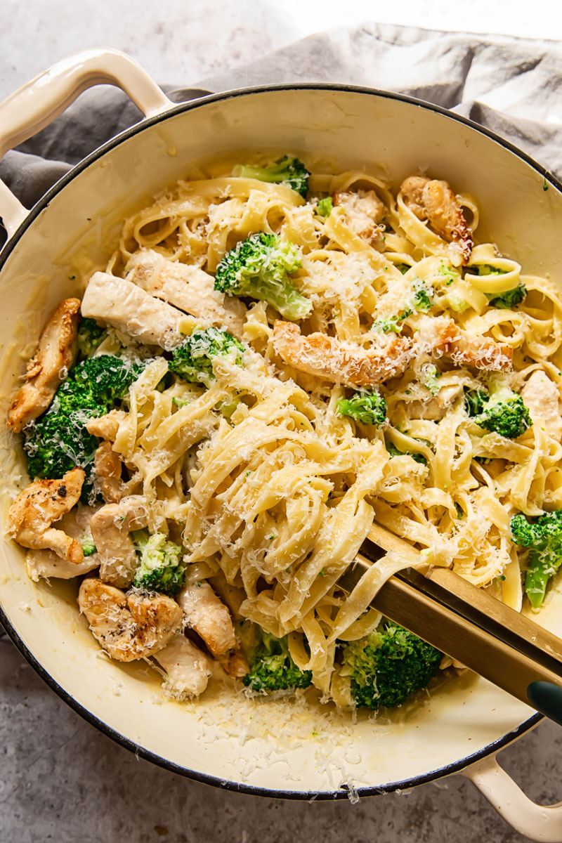 Chicken and Broccoli Alfredo