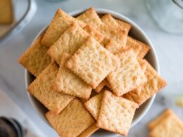 Sourdough Cheese Crackers