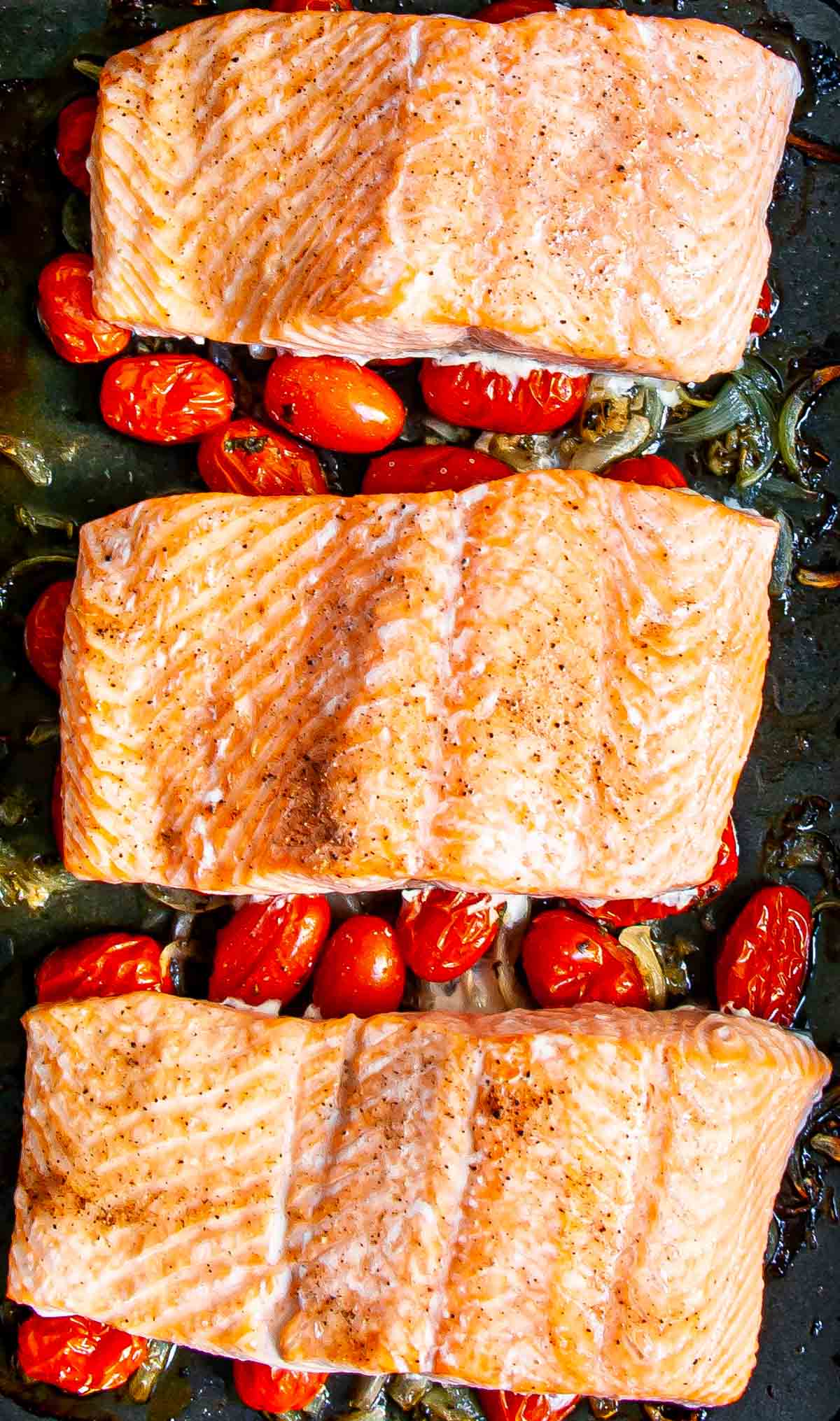 Baked Salmon with Tomatoes and Onions